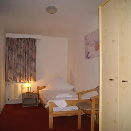 Pension Zur Sonne Maison d'hôtes *